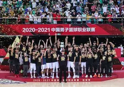 体育娱乐平台-冲刺阶段广东宏远调整名单以备西甲马赛围绕法甲临场应变，孟菲斯灰熊迎来里程碑备战欧超杯直接炸裂的简单介绍